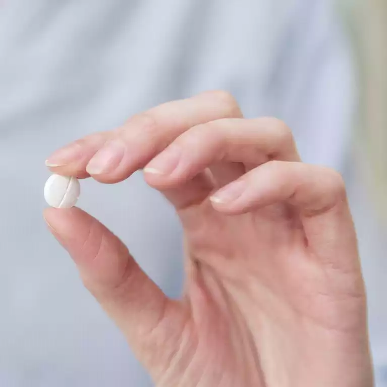 Pilules Abortives en Ligne : Permettre l'Interruption Confidentielle de Grossesse